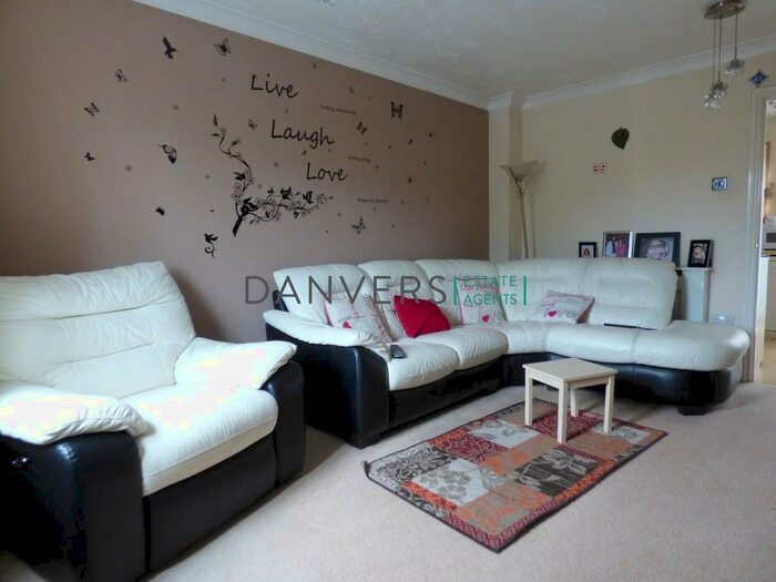 2 Bedroom Town House To Rent In Bromwich Close, Thorpe Astley, LE3