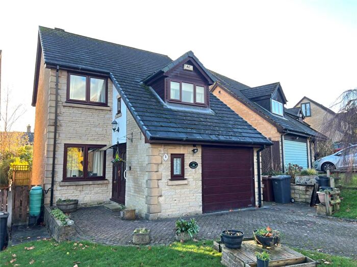 3 Bedroom Detached House For Sale In Reddish Road, Whaley Bridge, High Peak, Derbyshire, SK23