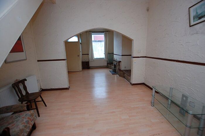 2 Bedroom Terraced House For Sale In Canterbury Street, Ashton-Under-Lyne, Greater Manchester, OL6