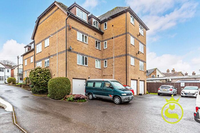 2 Bedroom Flat For Sale In Bournemouth Road, Parkstone Lodge, BH14
