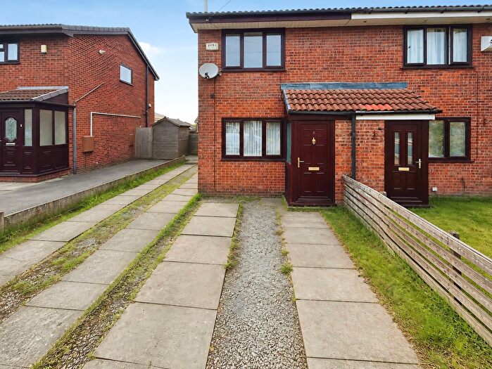 2 Bedroom Property To Rent In Higher Wheat Lane, Rochdale, OL16