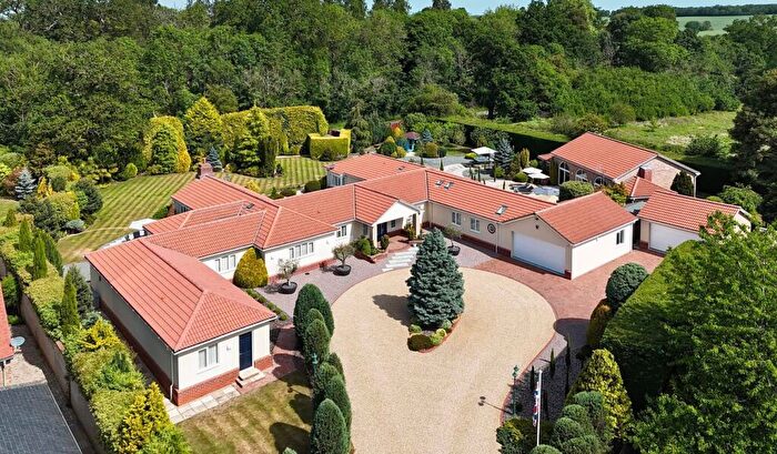 7 Bedroom Detached House For Sale In Hatchet Lane, Stonely, PE19