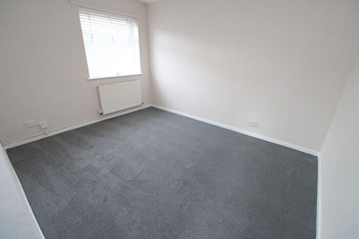 2 Bedroom Flat To Rent In Lon Brynli, Prestatyn, Denbighshire, LL19