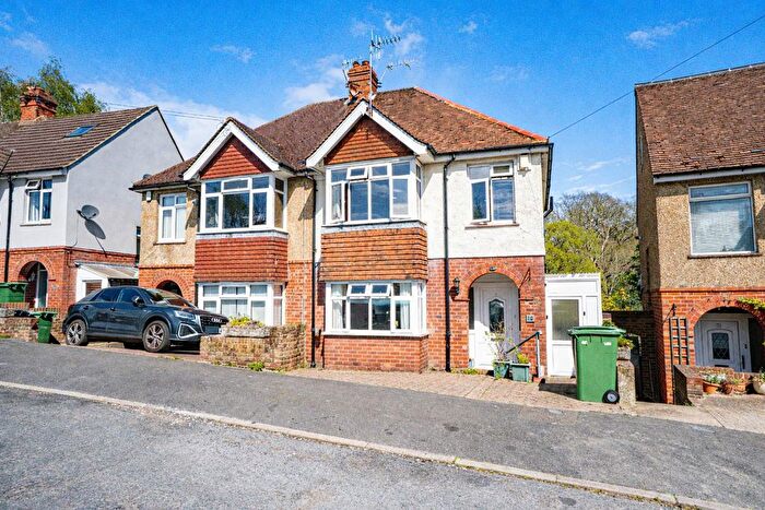 3 Bedroom Semi-Detached House For Sale In Upper Glen Road, St. Leonards-On-Sea, TN37