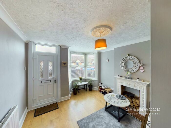 2 Bedroom Terraced House To Rent In Nayland Road, Colchester, CO4