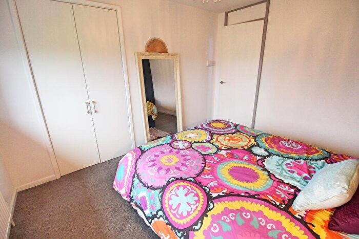 3 Bedroom Terraced House For Sale In Whaley Common, Langwith, NG20