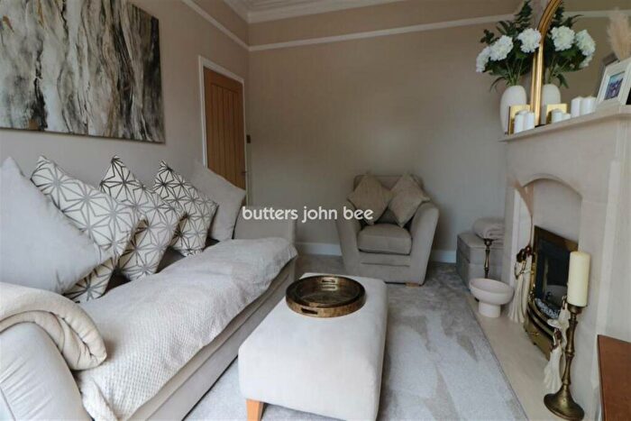 4 Bedroom Detached House To Rent In Winnington Lane, CW8