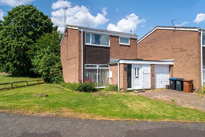 3 Bedroom Detached House For Sale In Knights Court, Little Billing, Northampton, Northamptonshire, NN3
