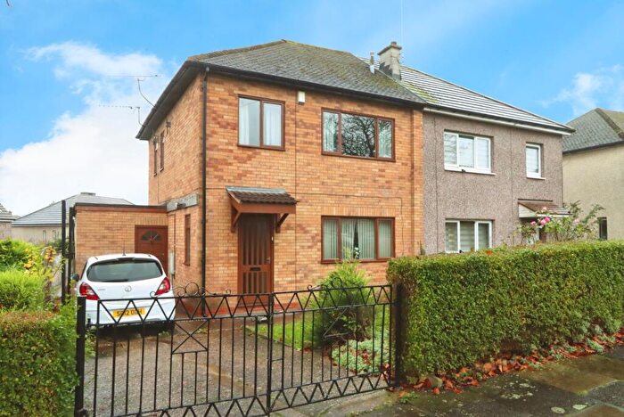 3 Bedroom Semi Detached House For Sale In Sharrard Close, Sheffield, South Yorkshire, S12