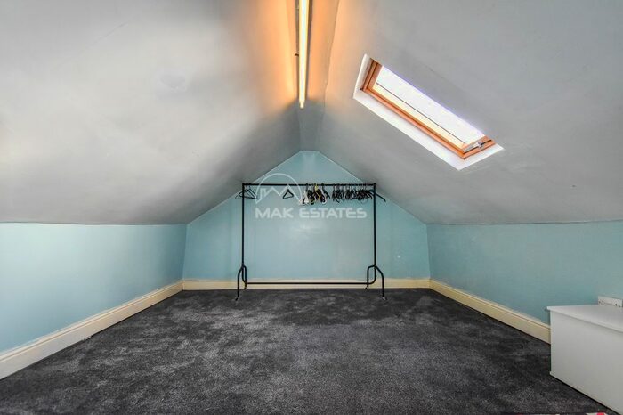 3 Bedroom Terraced House For Sale In Hartfield Crescent, Birmingham, B27