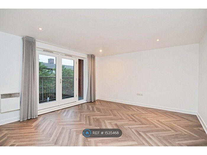 2 Bedroom Flat To Rent In Morville Street, London, E3