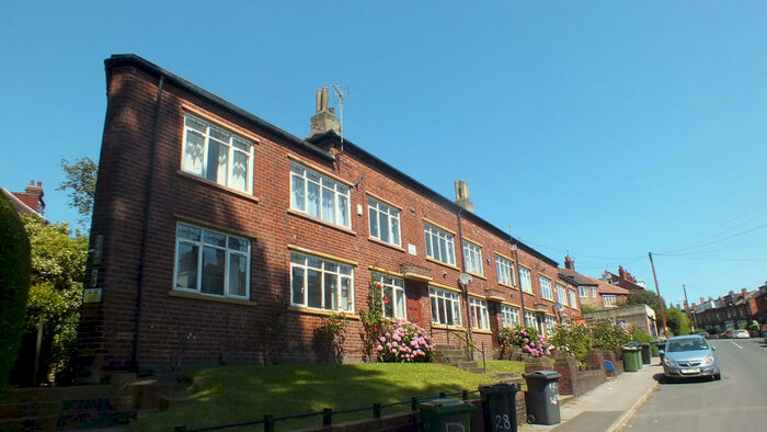 1 Bedroom Apartment To Rent In The Village Street, Leeds, West Yorkshire, LS4