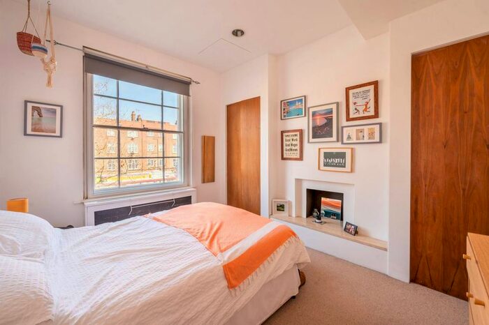 2 Bedroom Flat To Rent In Clapham Park Road, Clapham Park, London, SW4