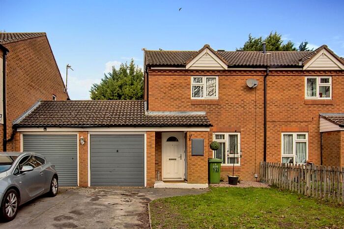 2 Bedroom Semi-Detached House To Rent In Stonebridge Crescent, Kingshurst, Birmingham, B37