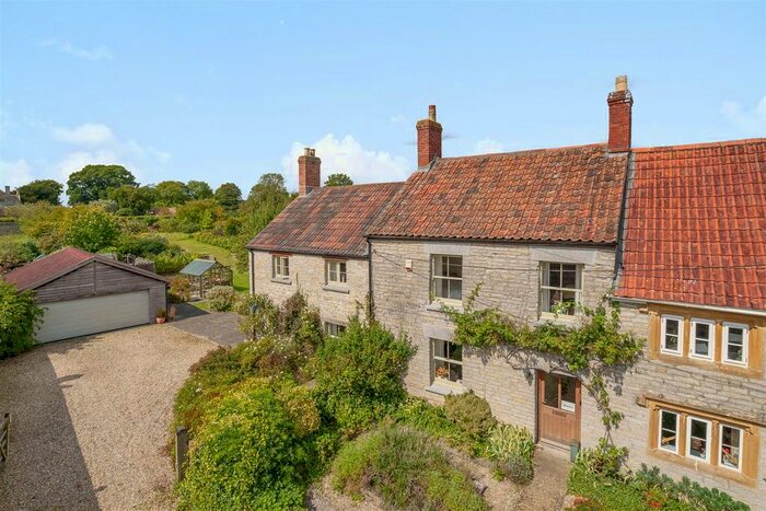 3 Bedroom Property For Sale In Roselyn, Broad Street, Charlton Adam, Somerton., TA11
