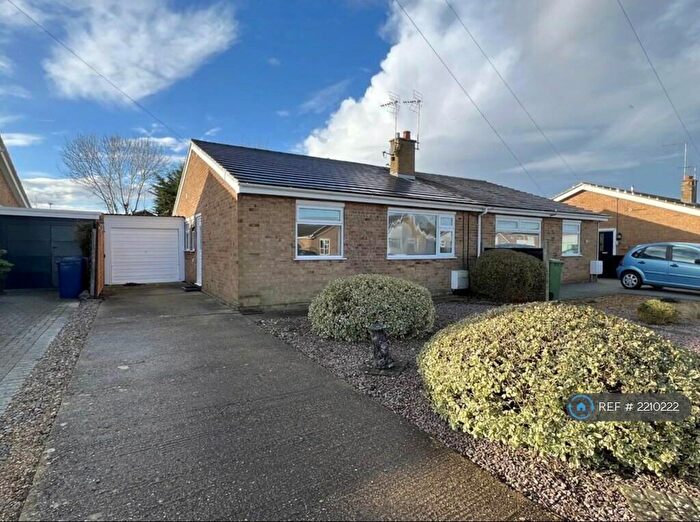 2 Bedroom Bungalow To Rent In Chestnut Crescent, March, PE15
