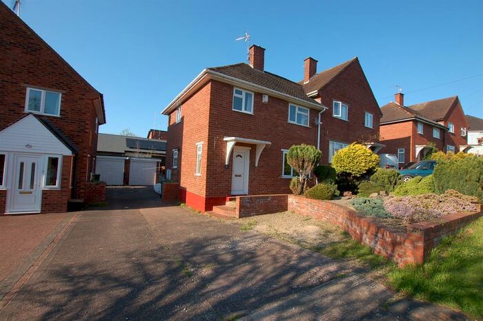 3 Bedroom Semi-Detached House To Rent In Dorset Road, Wollaston, Stourbridge, DY8