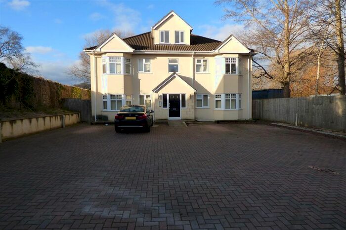 1 Bedroom Flat To Rent In Tower Road South, Warmley, Bristol, BS30