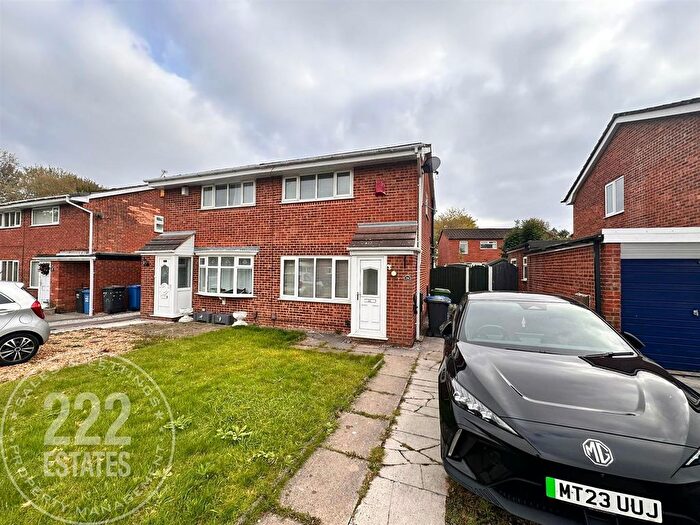 2 Bedroom Semi-detached House For Sale In Mayfair Close, Great Sankey, Warrington, WA5