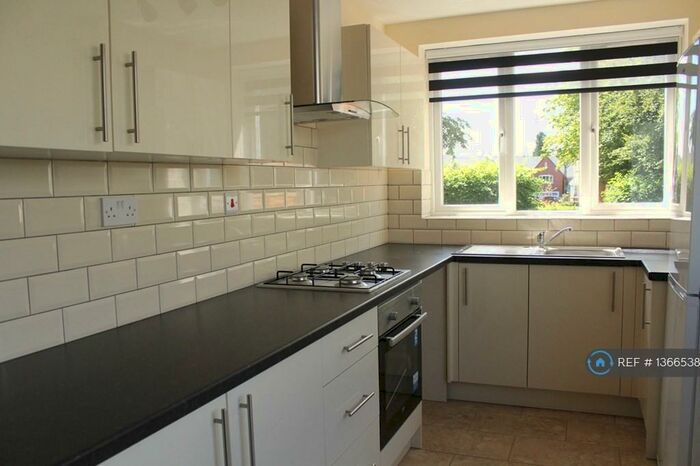 1 Bedroom Flat To Rent In Weoley Park Road, Birmingham, B29