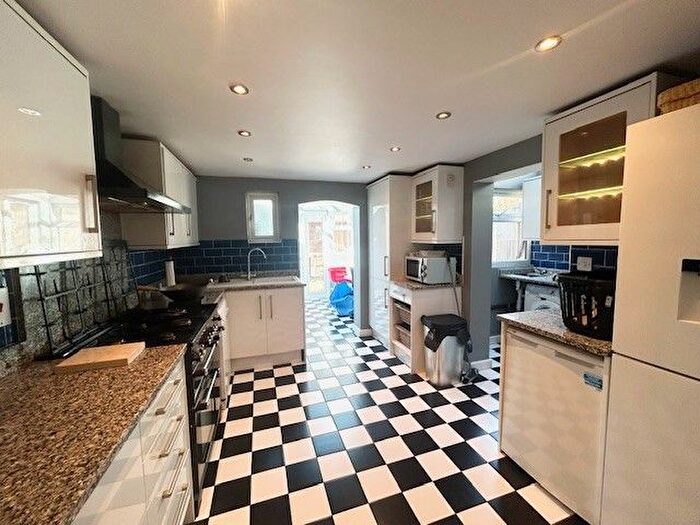 4 Bedroom Property To Rent In Rose Valley, Brentwood, CM14