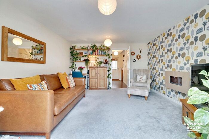 3 Bedroom End Of Terrace House For Sale In Richardson Way, Rugeley, WS15
