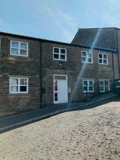 1 Bedroom Flat To Rent In Ivegate Mews, Colne, BB8