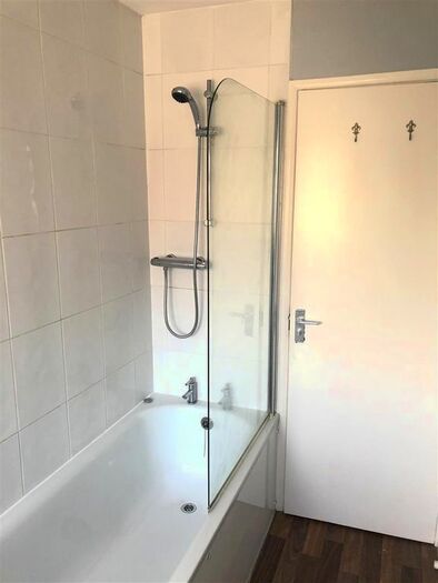 2 Bedroom Semi-Detached House To Rent In Oldfield Road, Ipswich, IP8