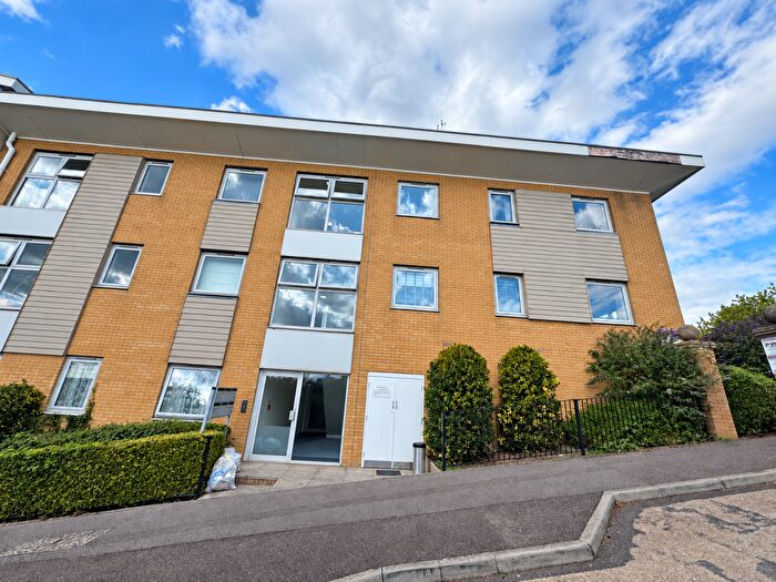 2 Bedroom Apartment To Rent In Ward View, Chatham, Kent, ME5