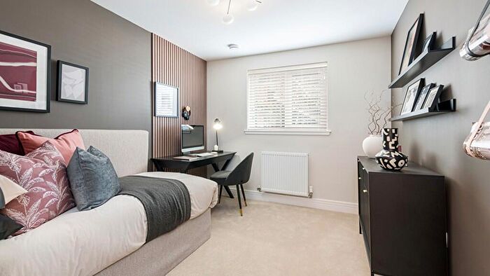 3 Bedroom Apartment For Sale In Turnhouse Road, Edinburgh, EH12