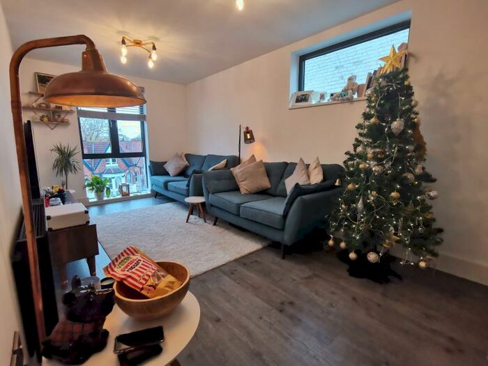 2 Bedroom Apartment To Rent In Moseley Central, Alcester Road, B13