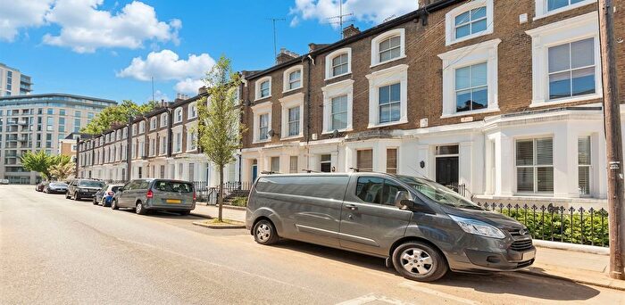 4 Bedroom Flat To Rent In Overstone Road, London, W6