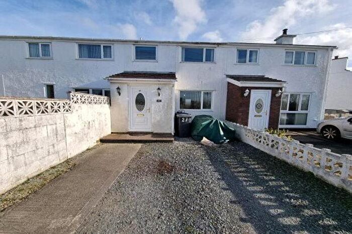 3 Bedroom Semi-Detached House To Rent In Lon Lwyd, Pentraeth, LL75