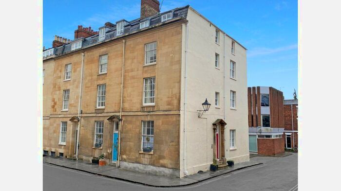 5 Bedroom Flat To Rent In St John Street, City Centre, Oxford, OX1