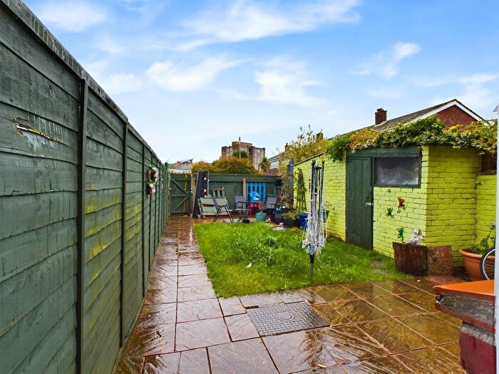 3 Bedroom Terraced House For Sale In Coniston Walk, Fareham, PO14