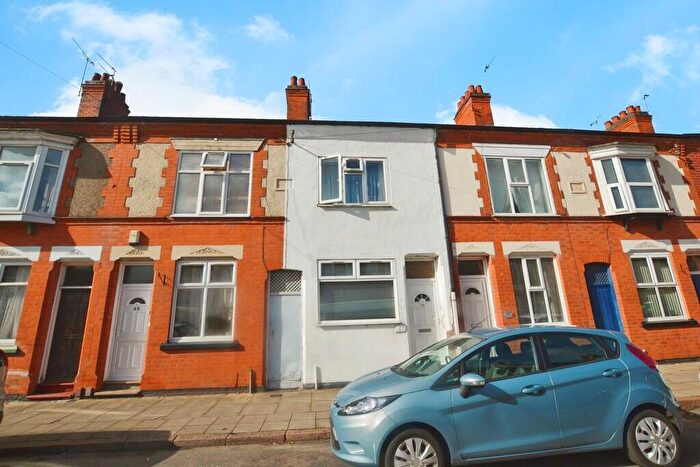 3 Bedroom Terraced House For Sale In Bonchurch Street, Leicester, Leicestershire, LE3