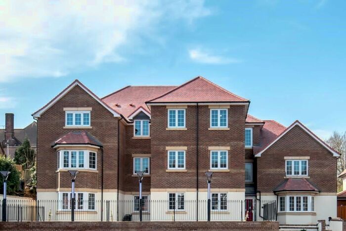 1 Bedroom Flat To Rent In The Grosvenor, London Gardens, London Road, Luton, Bedfordshire, LU1