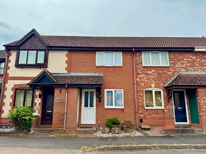 2 Bedroom Property To Rent In Dundonald Close, Southampton, SO19