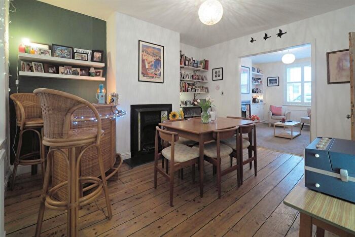 3 Bedroom Terraced House For Sale In Sidney Street, Salisbury, SP2