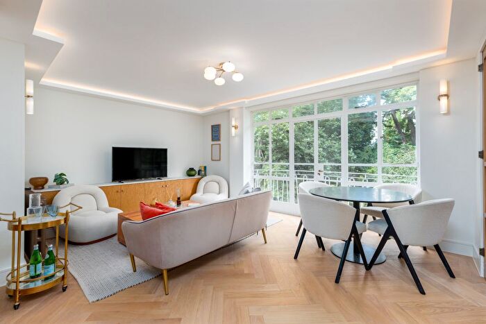 2 Bedroom Flat For Sale In Denbigh House, Hans Place, Knightsbridge, London, United Kingdom, Knightsbridge, SW1X