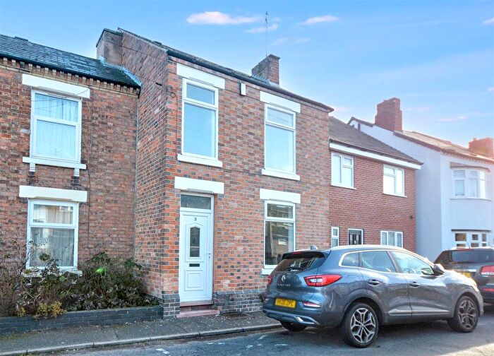 3 Bedroom Semi-detached House For Sale In South Street, Long Eaton, NG10
