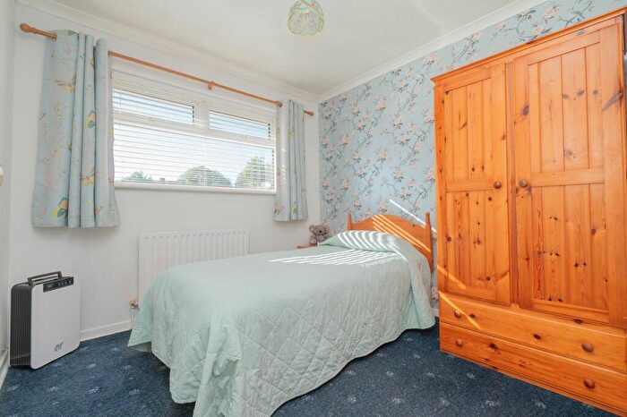 2 Bedroom Semi-Detached Bungalow For Sale In Millfield Road, Ramsgate, CT12