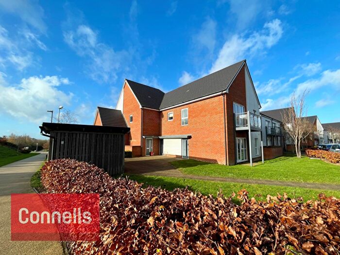 1 Bedroom Flat To Rent In Turnpike Lane, Horsham, RH12