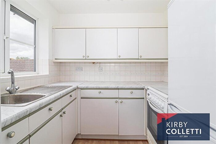 2 Bedroom Apartment To Rent In River Meads, Stanstead Abbotts, SG12
