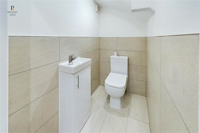 3 Bedroom End Of Terrace House For Sale In Palmerston Road, Sutton, SM1