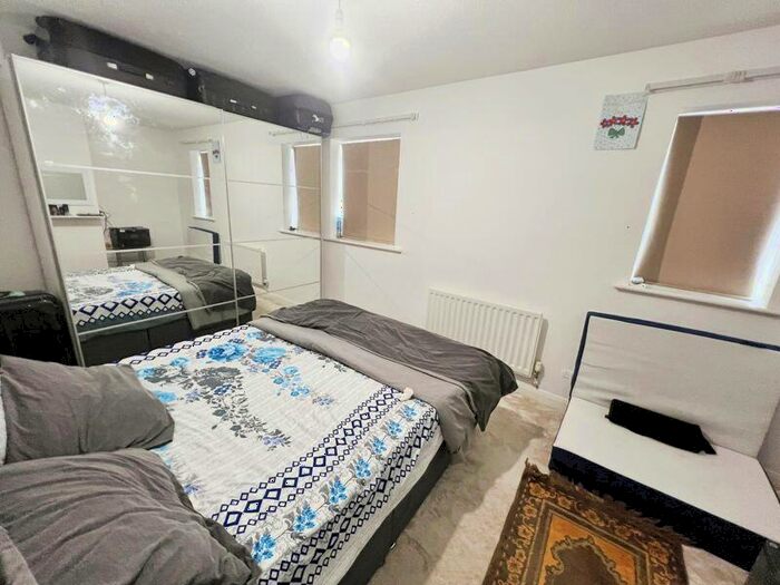 3 Bedroom Detached House For Sale In Winterfield Drive, Middle Hulton, BL3