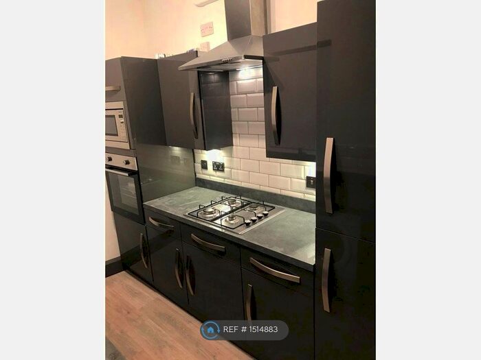 3 Bedroom Terraced House To Rent In Heath Street, Golborne, WA3