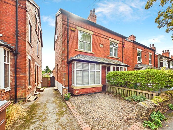 3 Bedroom Semi-Detached House For Sale In Leonard Avenue, Nottingham, Nottinghamshire, NG5