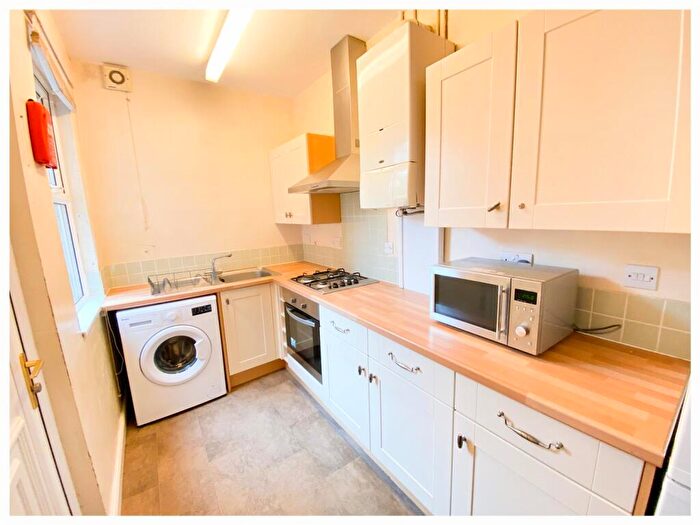 3 Bedroom Terraced House To Rent In Forres Road, Crookes, S10