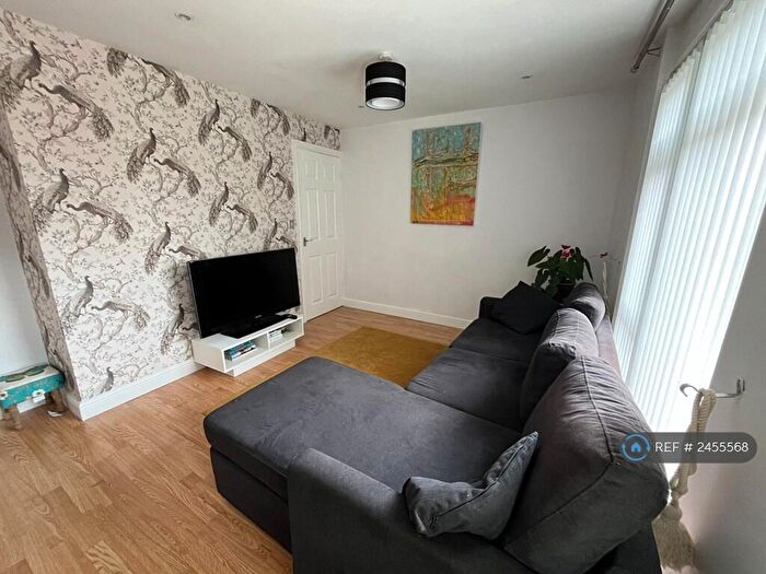 1 Bedroom Maisonette To Rent In Sutton Crescent, West Bromwich, B70